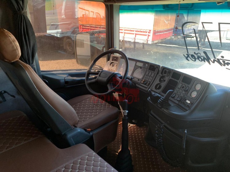 Scania T124 360 6x2 1999 