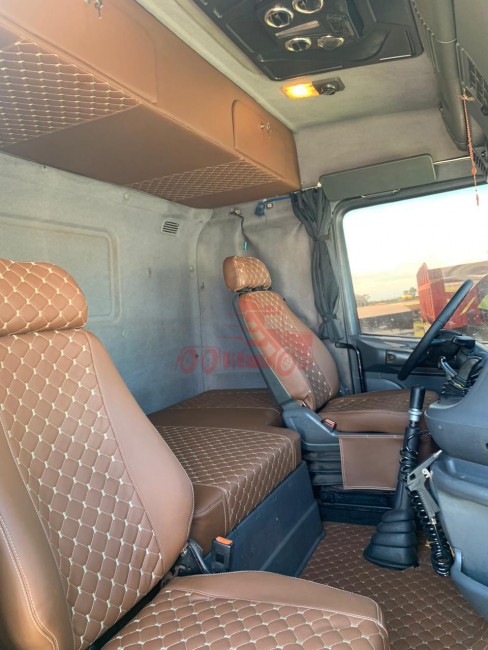 Scania T124 360 6x2 1999 