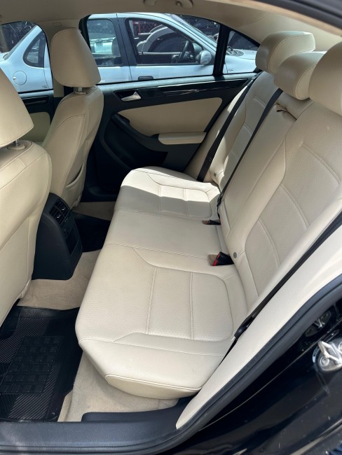 VW Jetta TSI 2.0 2015 