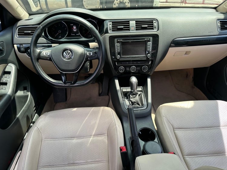 VW Jetta TSI 2.0 2015 
