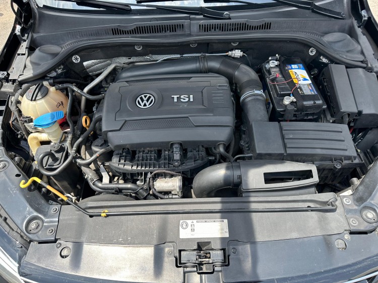 VW Jetta TSI 2.0 2015 