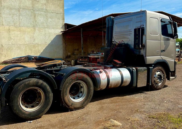 Volvo FH460 6x2 2013 + Bicaçamba Randon 2021