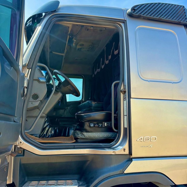 Volvo FH460 6x2 2013 + Bicaçamba Randon 2021