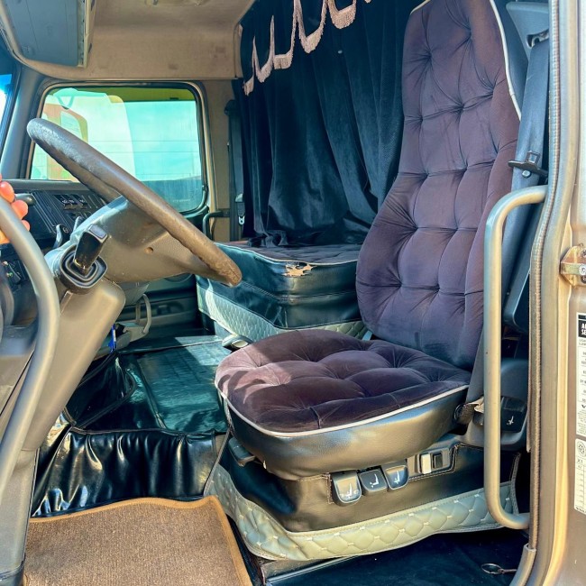 Volvo FH460 6x2 2013 + Bicaçamba Randon 2021