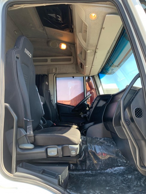 Iveco Stralis 440 6x2 2019 