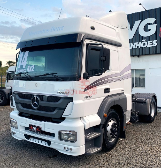 MB Axor 1933 4x2 2014