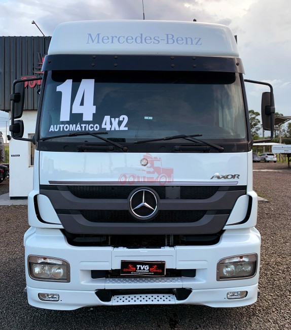MB Axor 1933 4x2 2014