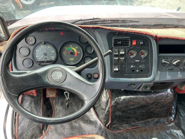 MB 1938 6x2 2002 