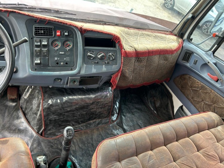 MB 1938 6x2 2002 