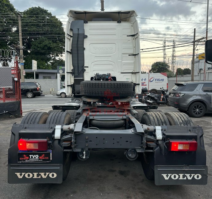 FH460 Globetrotter 6x2 2020 