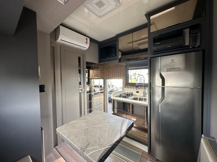 Motorhome Volvo VM270 6x2 2022 