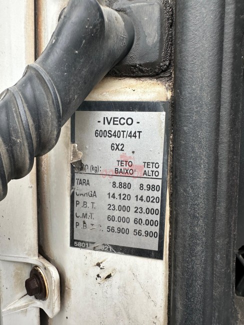 Iveco Stralis 440 6x2 2014 