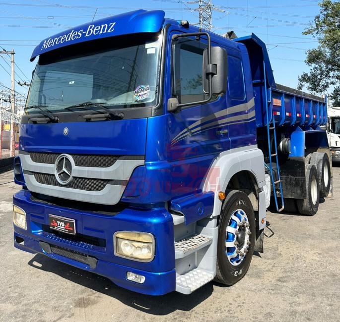 MB 1933 6x2 2007 Caçamba