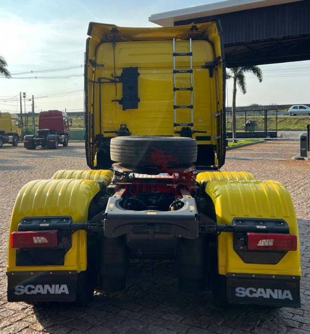 Scania R410 6x2 2021