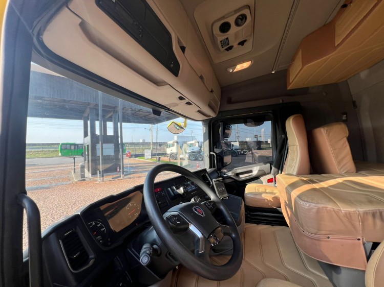 Scania R410 6x2 2021