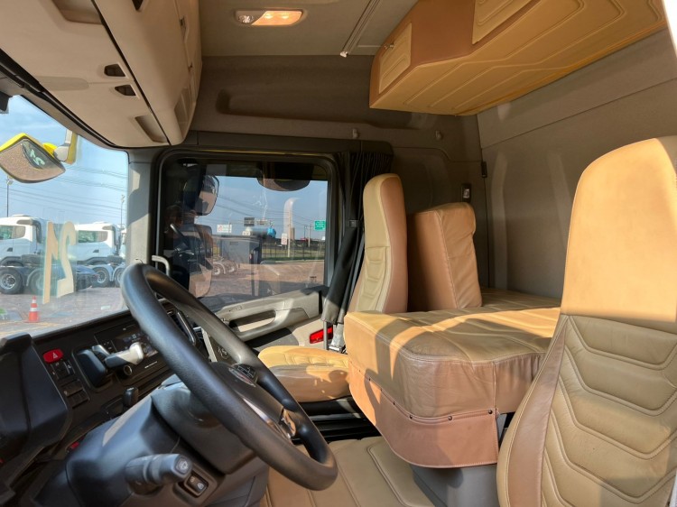 Scania R410 6x2 2021