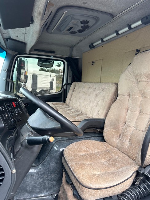 MB Atego 3030 8x2 2017  Bitruck 