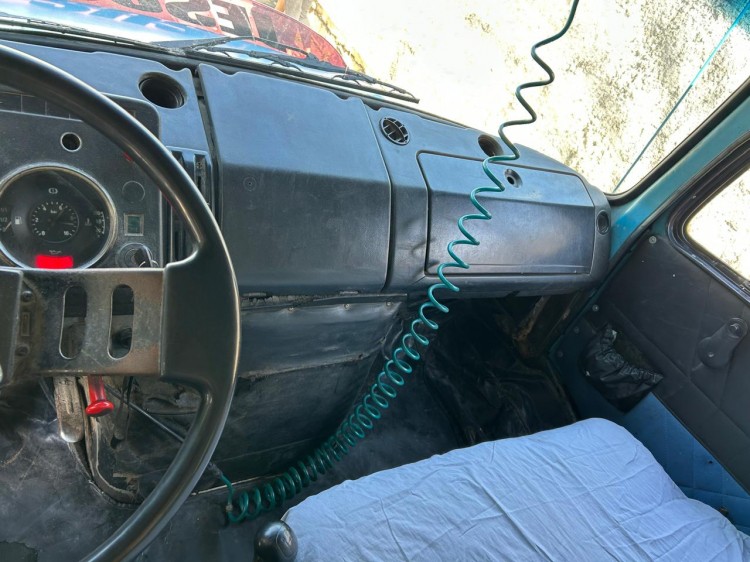 MB 1518 6x2 1988 com caçamba 