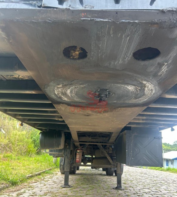 Carreta Câmara Fria Niju Lisa Ano 2000 20 paletes  2 eixos