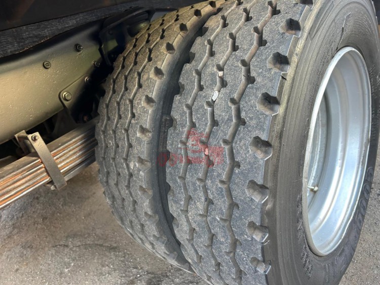 MB 710 4x2 2006 Plus 