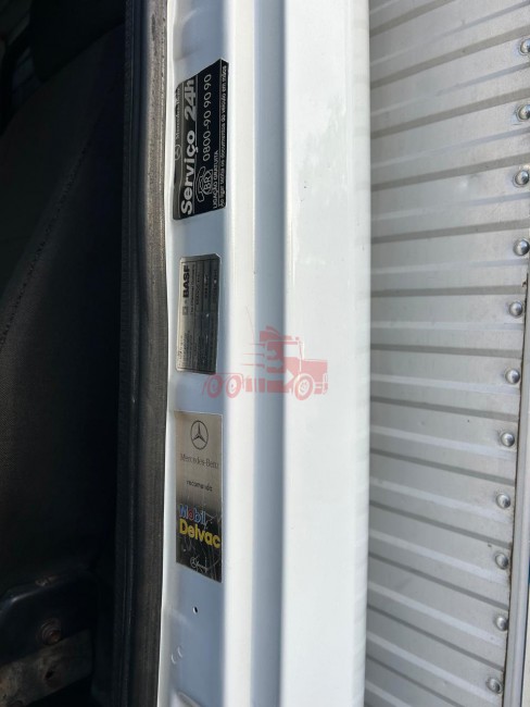MB 710 4x2 2006 Plus 