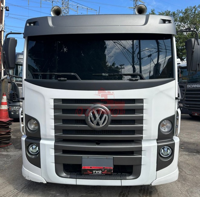 VW 24.280 6x2 2014 Caçamba