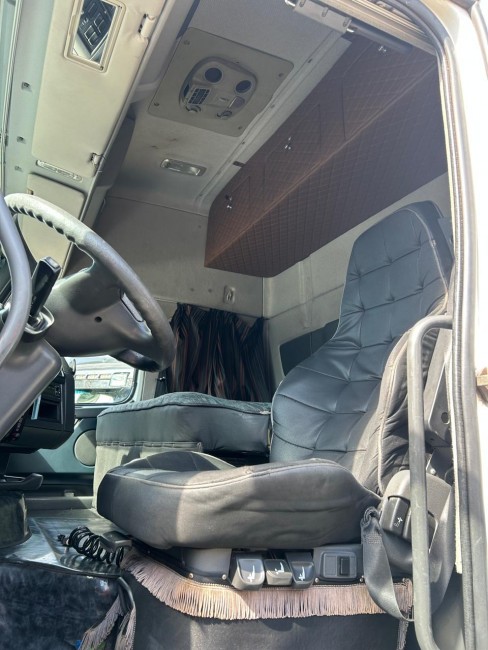 Volvo FH460 6x2 Globetrotter 2013 Ishift