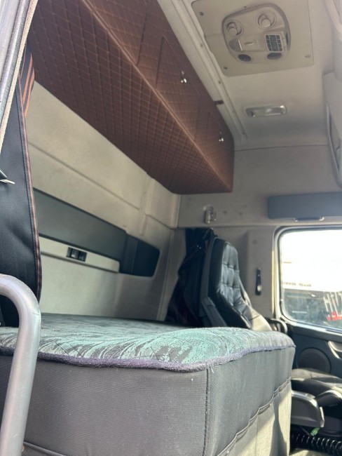 Volvo FH460 6x2 Globetrotter 2013 Ishift