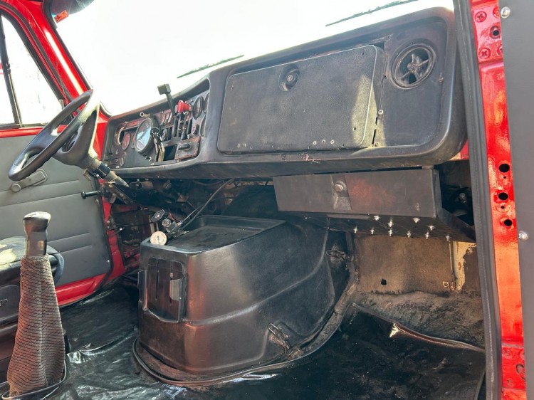Volvo N10 340 6x2 1986 