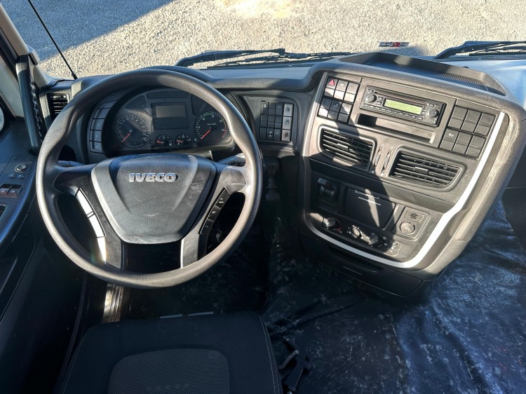 Iveco Stralis 440 6x2 2020 + Caçamba Randon 2014