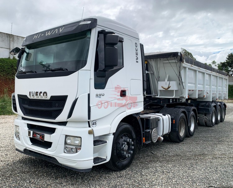 Iveco Stralis 440 6x2 2020 + Caçamba Randon 2014