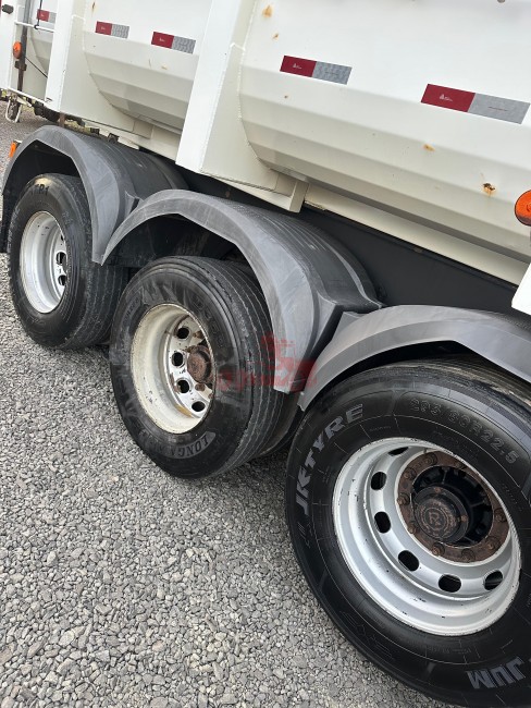 Iveco Stralis 440 6x2 2020 + Caçamba Randon 2014