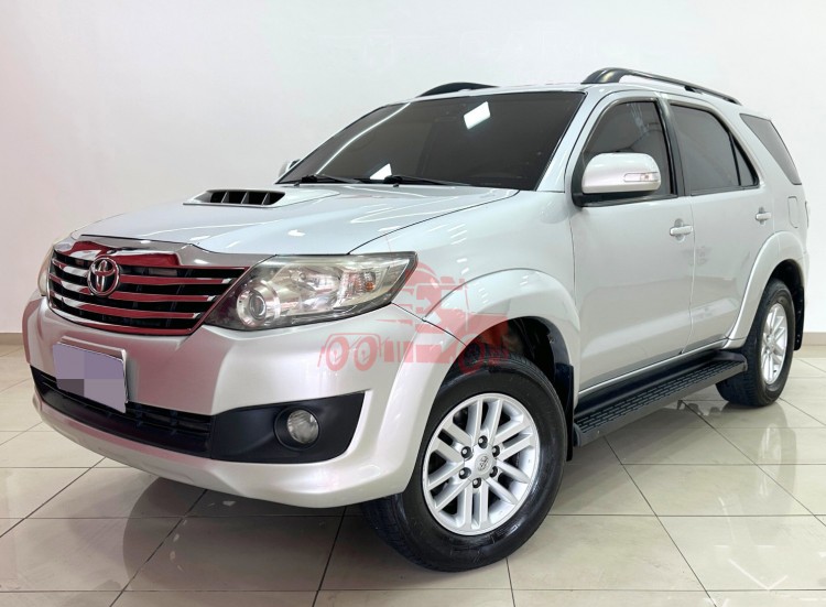Toyota Hilux SW4 SRV 3.0 TDI 4x4 2013 BLINDADO 