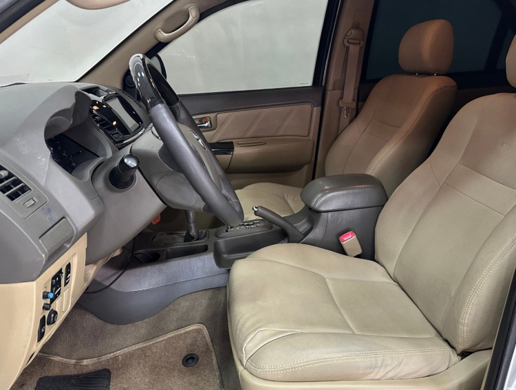 Toyota Hilux SW4 SRV 3.0 TDI 4x4 2013 BLINDADO 