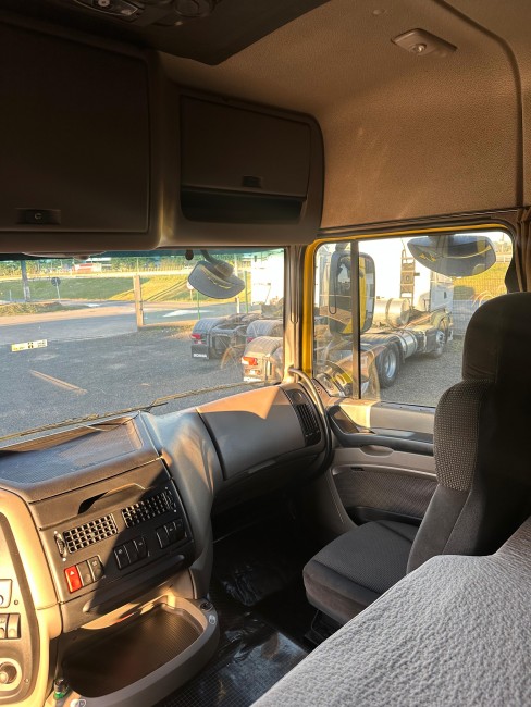DAF XF 105 FTS 460 6x2 2018