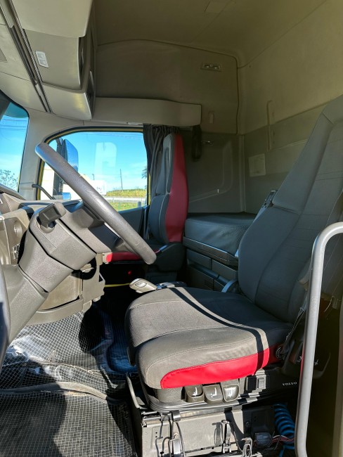 Volvo FH460 Globetrotter 6x2 2020