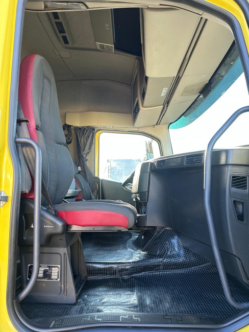 Volvo FH460 Globetrotter 6x2 2020