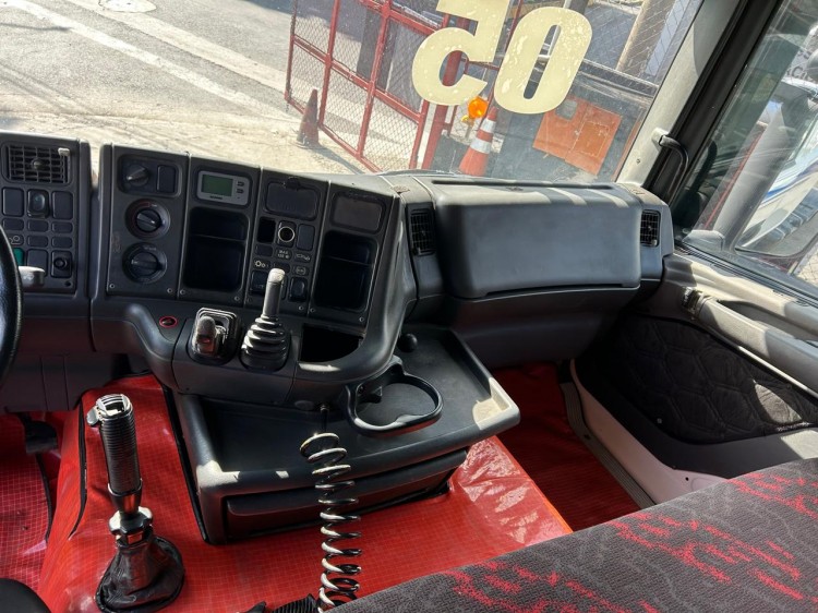 Scania R124 420 6x2 2005