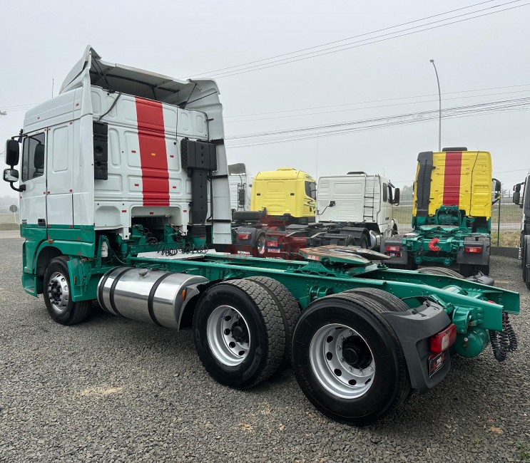 DAF XF 105 FTS 460 6x2 2017