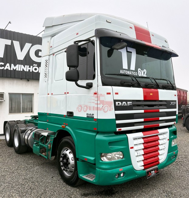 DAF XF 105 FTS 460 6x2 2017