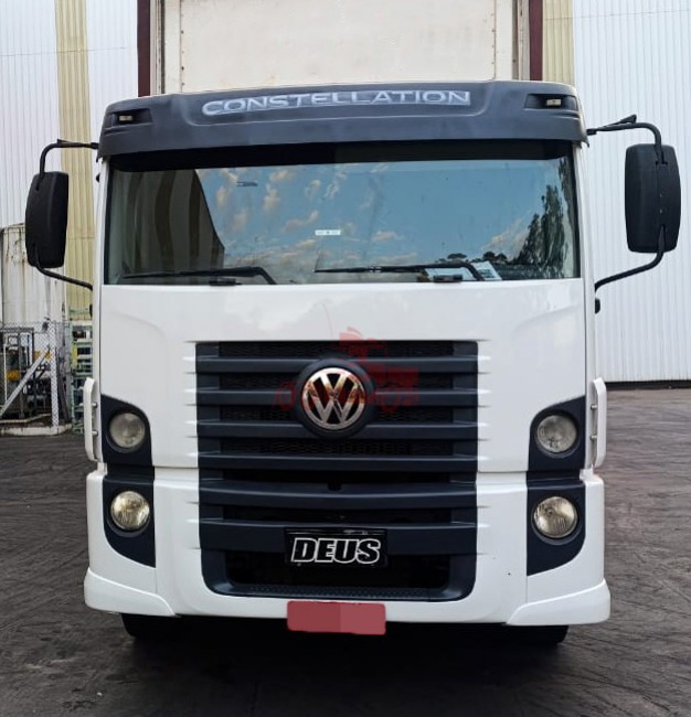 VW 24.250 8x2 2011