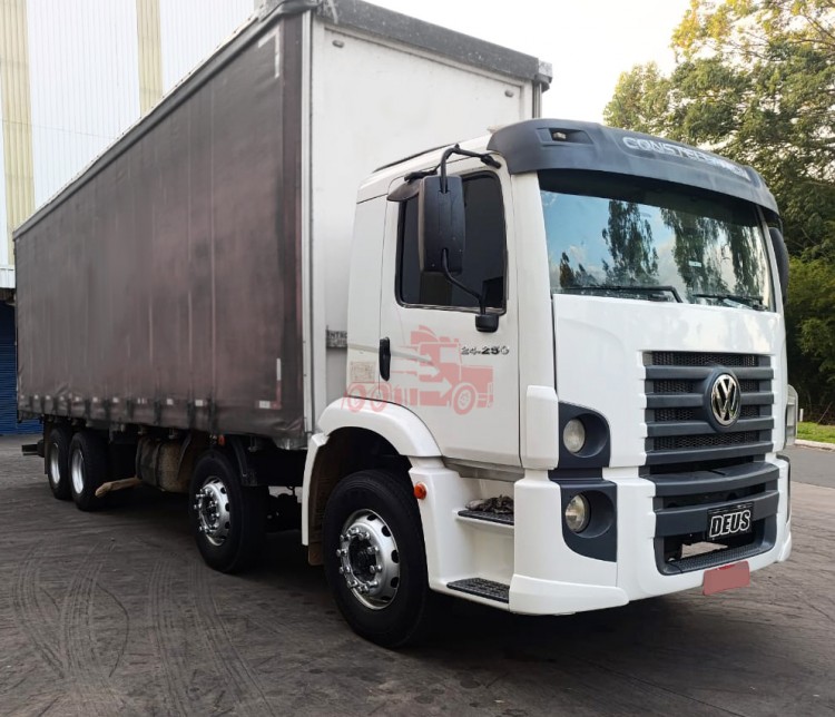 VW 24.250 8x2 2011