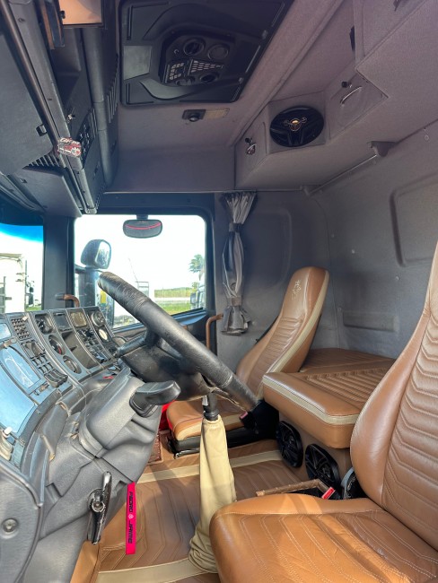 Scania T124 420 6x2 2000