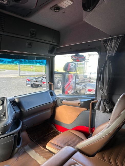 Scania T124 420 6x2 2000