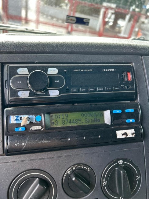VW 25-420 6x2 2014 