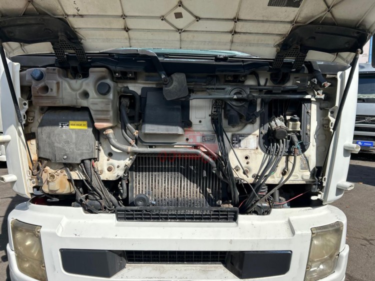 Volvo VM 310 4x2 2008