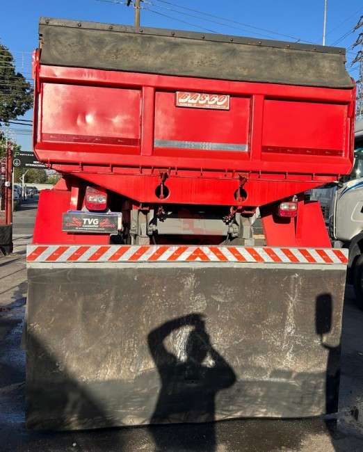 Volvo N10 340 6x2 1986 