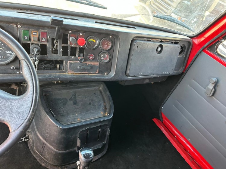 Volvo N10 340 6x2 1986 