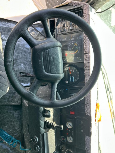 Scania 113 4x2 1992 Top Line 
