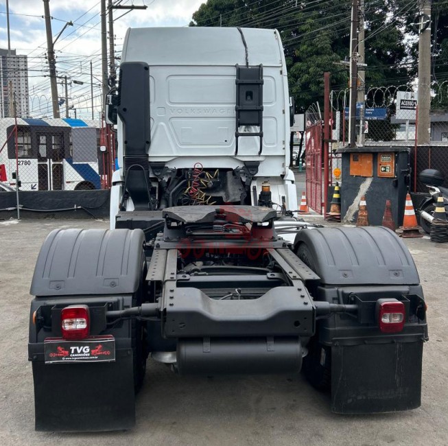 VW 19.330 4x2 2014 
